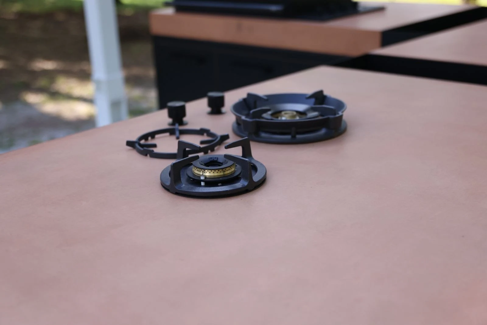 ForaFuoco terracotta worktop and cooking area