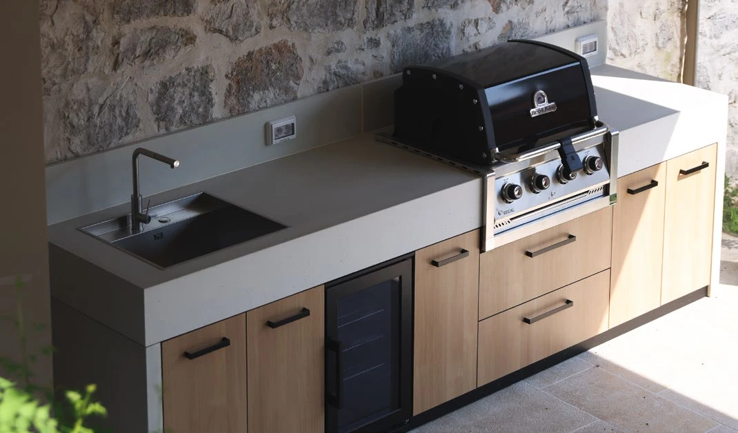 Evoluta outdoor kitchen detail